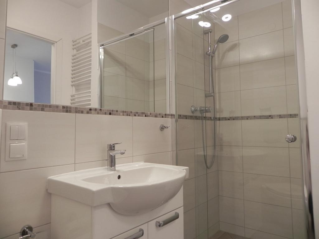 Bedroom Apartments Krzywoustego 14 Щецин Экстерьер фото